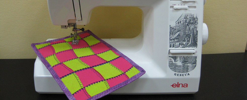 Мастер-класс «Декоративный коврик», выполненный на швейной машине Elna 3007