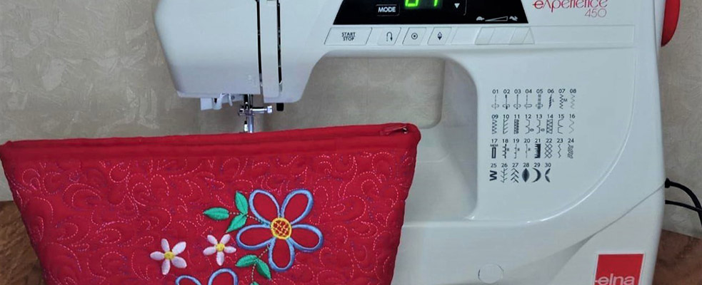 Мастер-класс «Косметичка», выполненный на Elna eXperience 450 и на Elna eXpressive 860