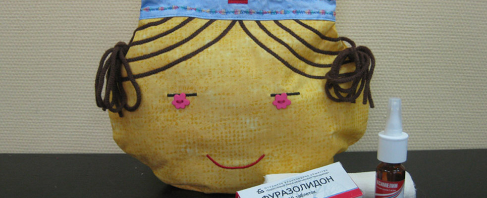 Мастер-класс «Аптечка», выполненный на швейной машине Elna 3005