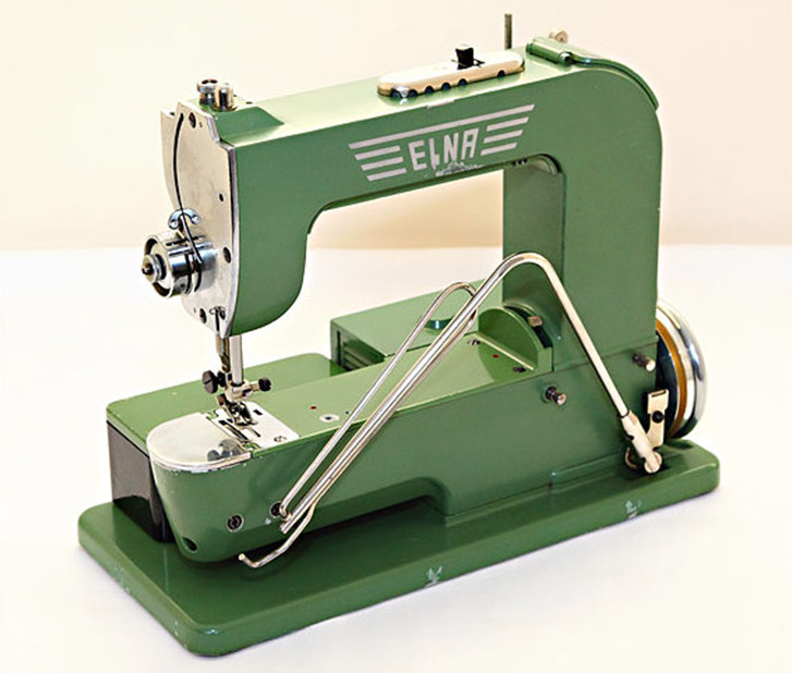 История Elna — 1933
