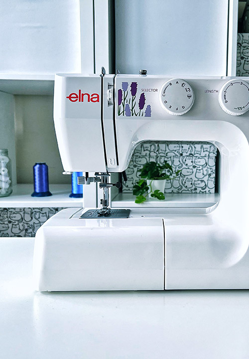 Знакомство с электромеханической швейной машиной ELNA HM1606