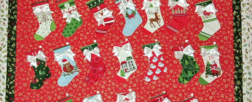 Мастер-класс «Рождественский календарь», выполненный на швейной машине Elna eXcellence 680