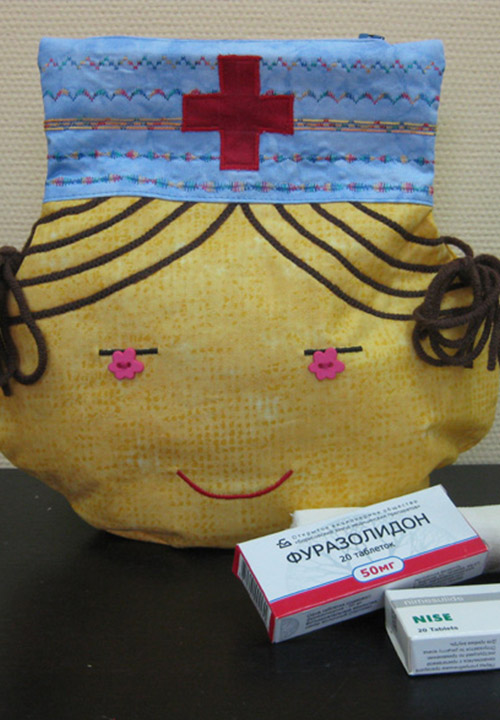 Мастер-класс «Аптечка», выполненный на швейной машине Elna 3005