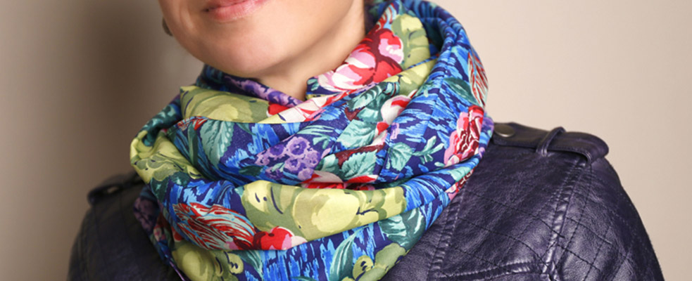 Шьем шарфик на швейной машине Elna eXcellence 680