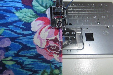Шьем шарфик на компьютерной швейной машине Elna eXcellence 680