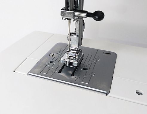 Janome Набор лапок для машин с вертикальным челноком, 202-476-003