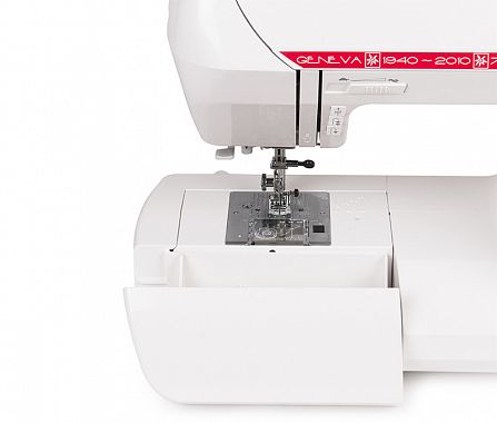 Компьютерная швейная машина Elna 6200