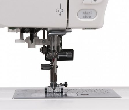 Компьютерная швейная машина Elna eXcellence 760