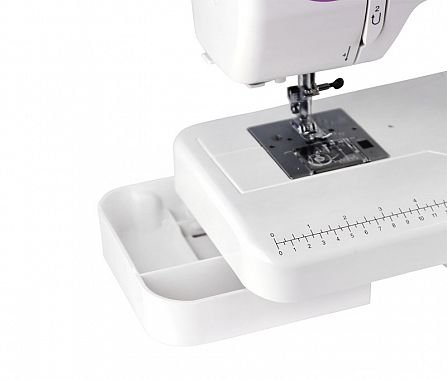 Электромеханическая швейная машина Elna 2600