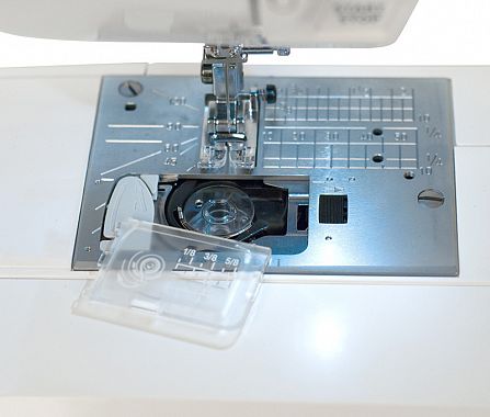 Компьютерная швейная машина Elna eXperience 570